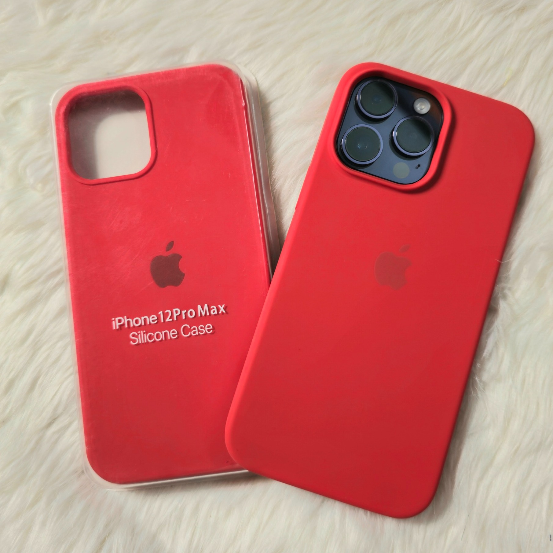 For Apple iPhone 14 / iPhone 14 Plus / iPhone 14 Pro / iPhone 14 Pro Max Luxury Silicone Protect Back Cover Soft Case - Camera (Red Colour)