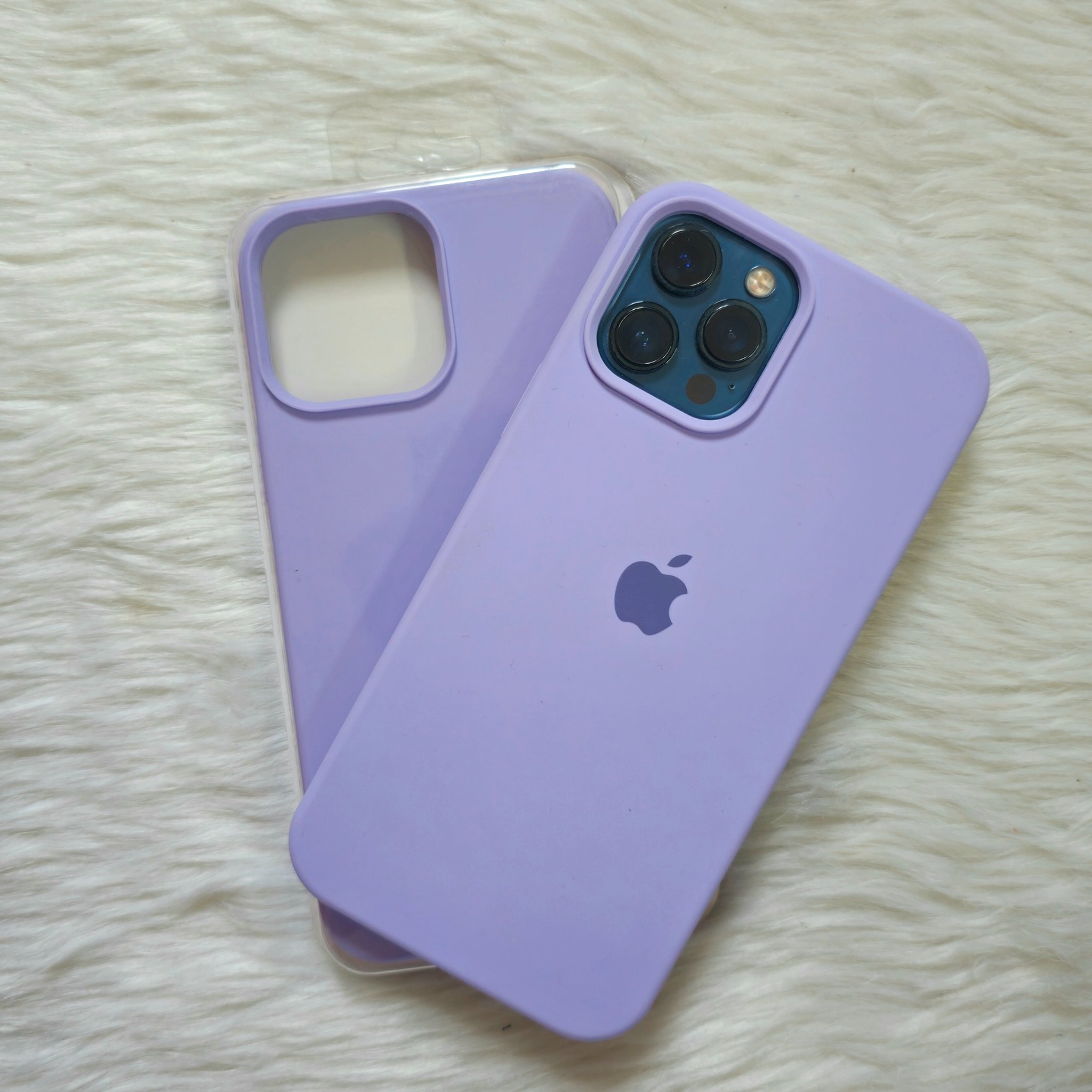 For Iphone 14 / Iphone 14 Plus / Iphone 14 Pro / Iphone 14 Pro Max Luxury Silicone Protect Back Cover Soft Case - Camera (lavedner Colour)